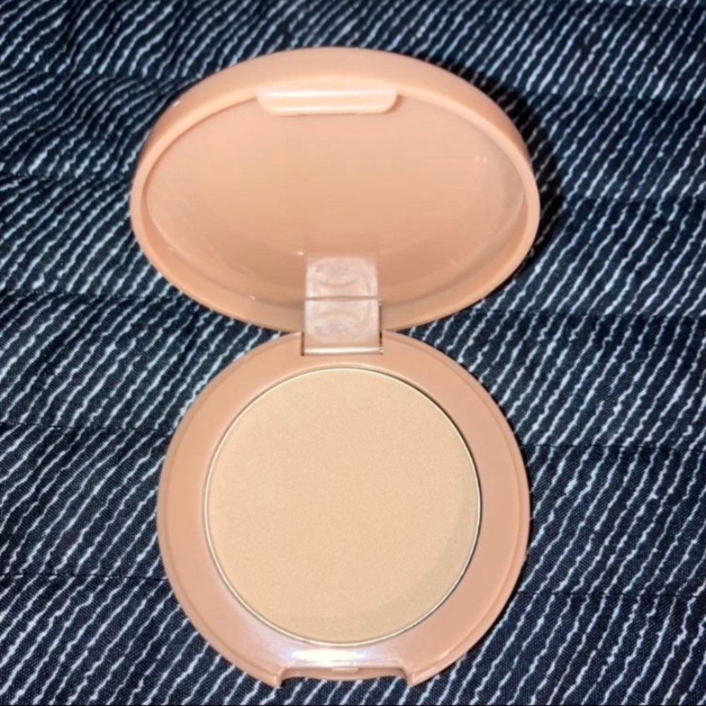 Hanalei Matte Bronzer